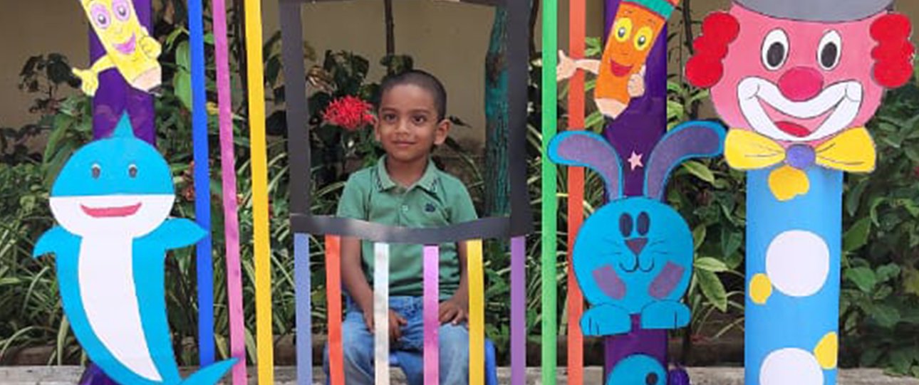 Students arriving on the first day of school 2025